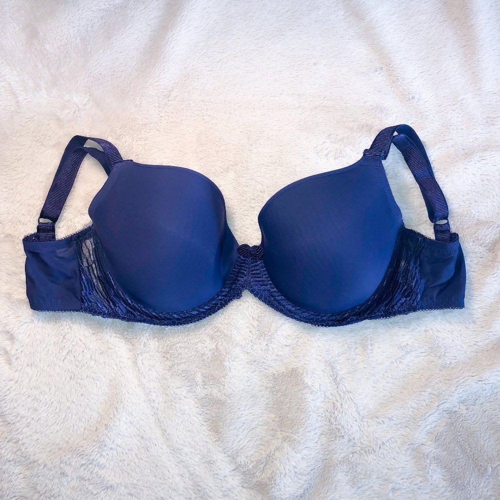 Wacoal La Femme Navy Bra